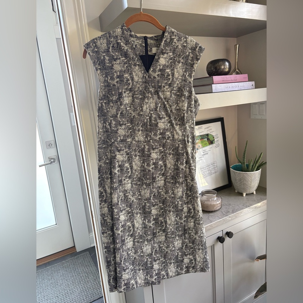 MM.LaFleur Aditi Shift Dress Crackle Print Sleeveless Size 10